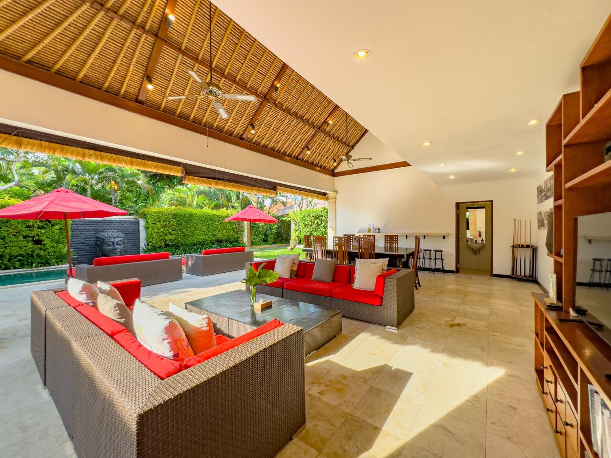 Villa Bugis Seminyak Room photo
