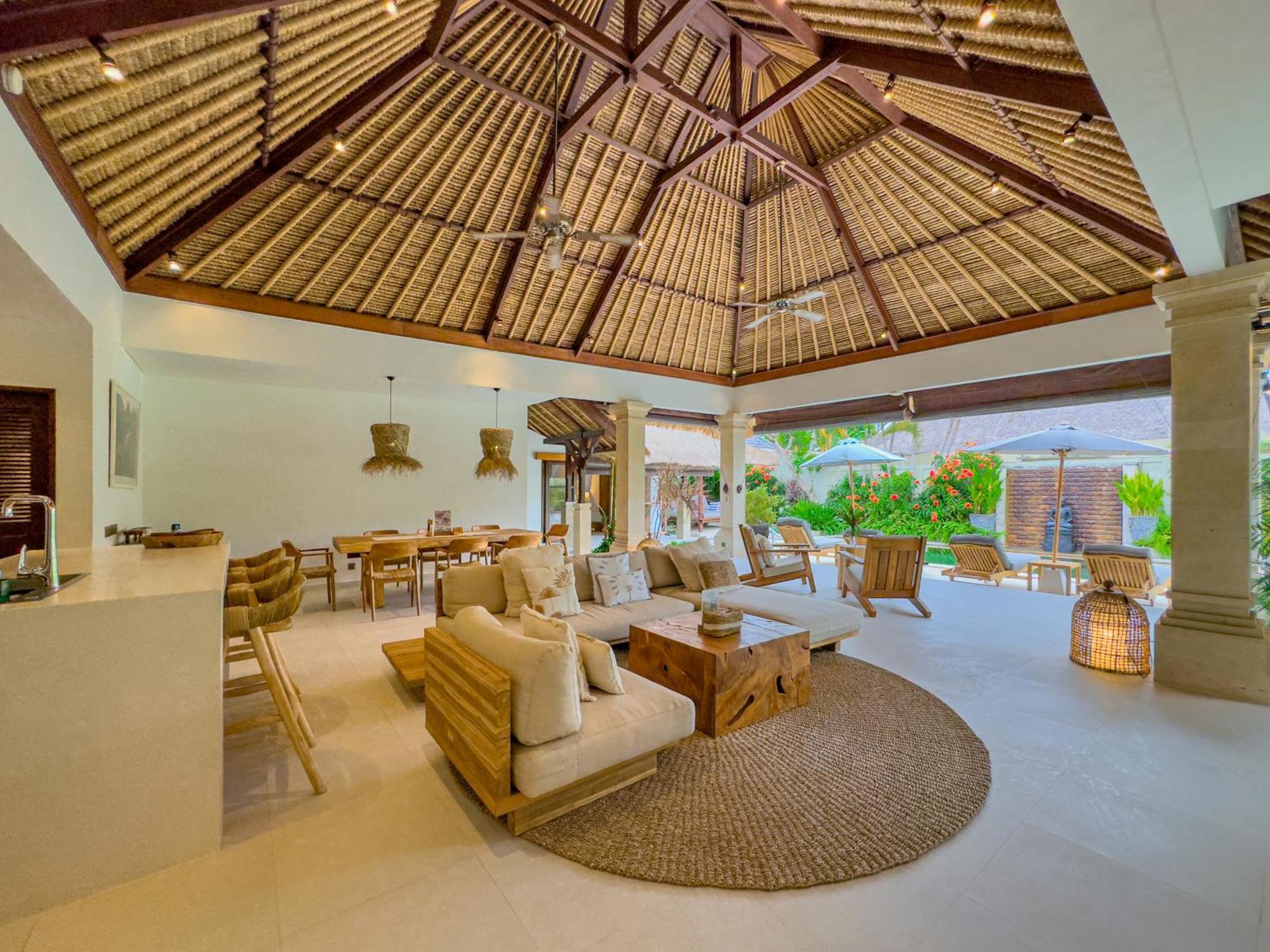 Villa Bugis Seminyak Room photo