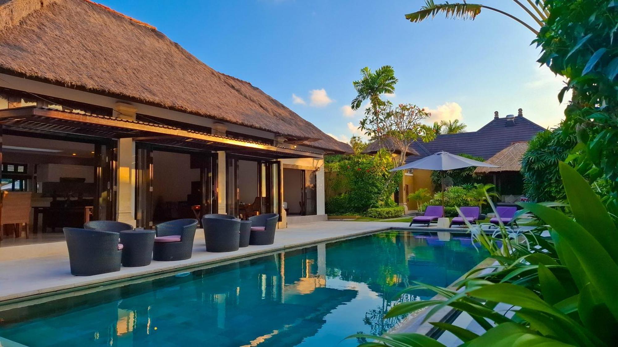 Villa Bugis Seminyak Exterior photo